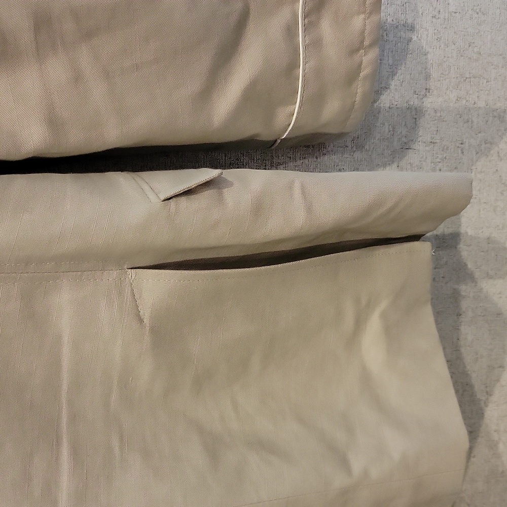 Mandarin Neck Jacket - image 5